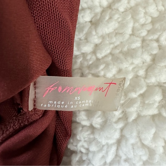 Free People Movement Sports Bra in Rust Brown/Red Size  XS - Picture 9 of 9